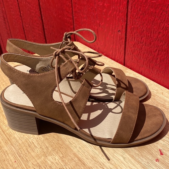 A.n.a. Sandals - Picture 4 of 6